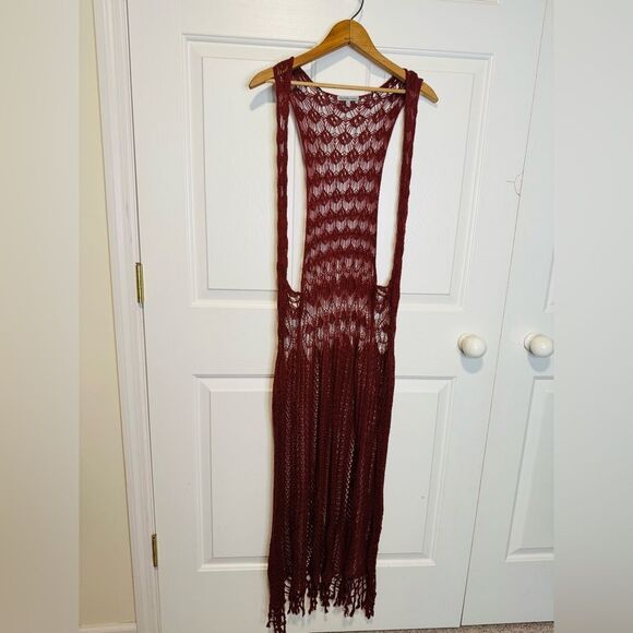 Charlotte Russe Sweaters - Charlotte Russe Burgundy Knit Poncho